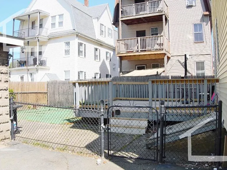 5 Benson St #2 — Photo 12