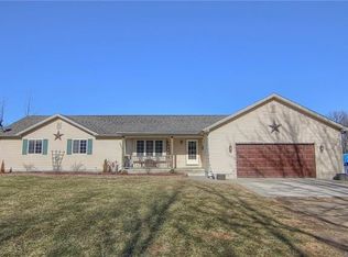 13386 Hunt Rd, Riley, MI 48041