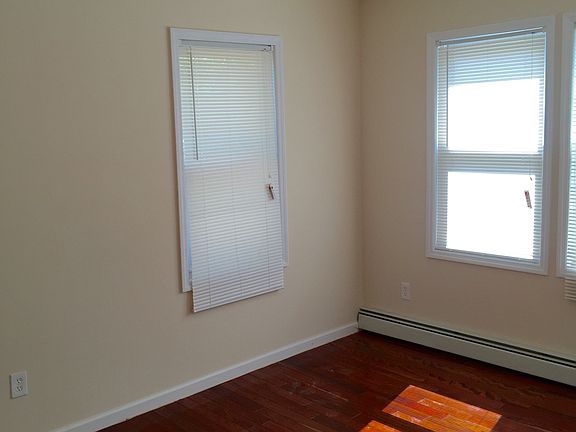 4th image of 118-14 190 Street