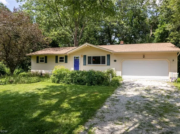 6600 Blough Ave SW, Navarre, OH 44662