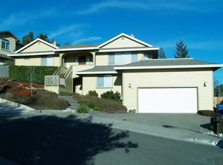 822 N Webster St, Petaluma, CA 94952