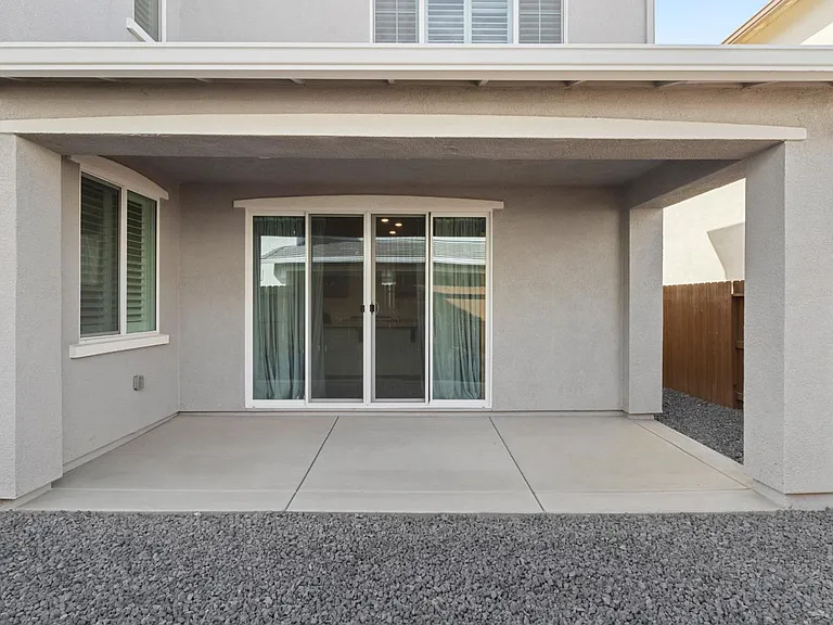 6089 Waddington Way — Photo 34