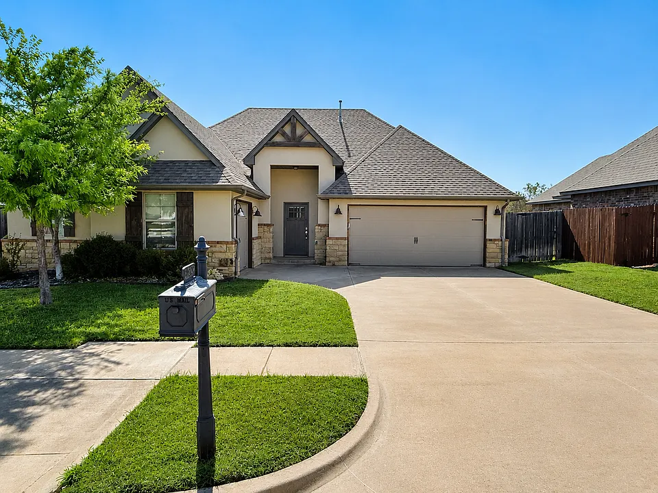 18805 Trailview Way