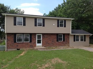 2214 Arthur Ct, Pleasant View, TN 37146