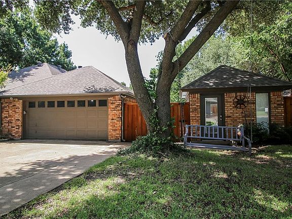 3rd image of 7809 Red Oak St