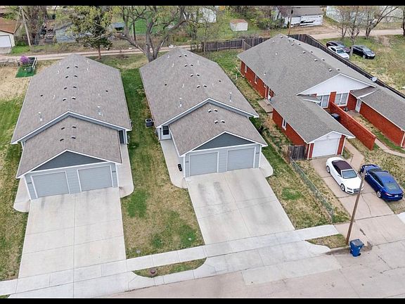 2nd image of 1525 S Edwards Ave