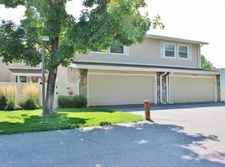 2744 S Heather Gardens Way, Aurora, CO 80014