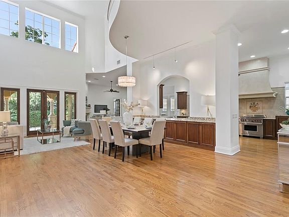 4th image of 4513 W Culbreath Ave