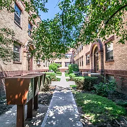 Corona Court Apartments — Photo 9
