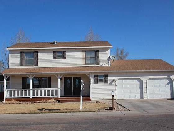 1st image of 1325 Boswell Dr