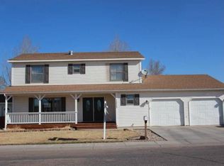 1325 Boswell Dr, Laramie, WY 82070