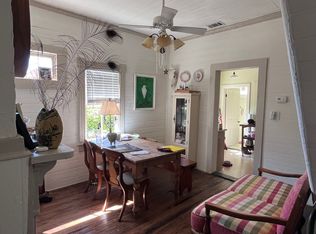 12 E 42nd St, Savannah, GA 31401