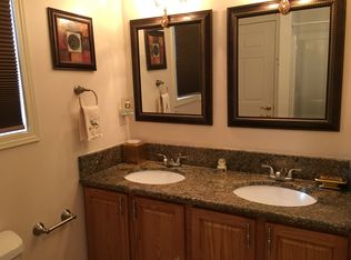 2814 English Hills Dr, Sevierville, TN 37876