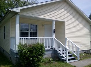 710 Adams St, Elizabeth City, NC 27909