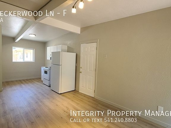 4th image of 157 Peckerwood Ln #F