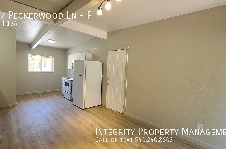 157 Peckerwood Ln #F — Photo 4