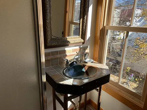 116 Elk Ave — Photo 10