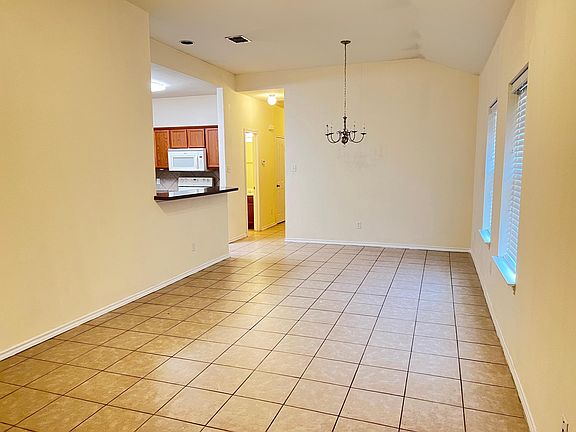 4th image of 850 Mirabell Ct #850