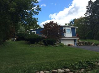 590 Hillwood Dr, White Lake, MI