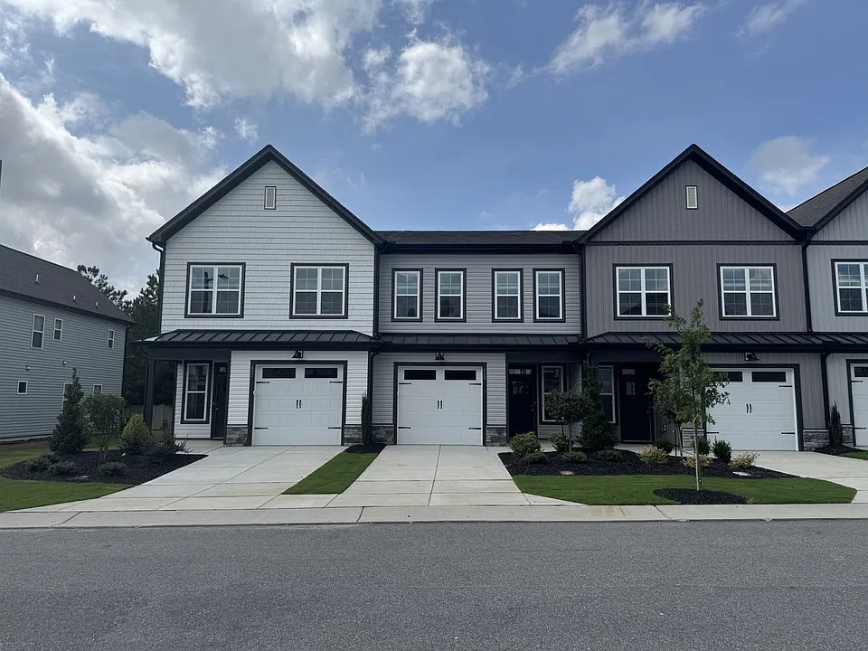 623 Marshskip Way