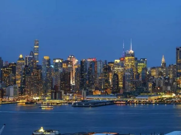 111 19th Street image 9 of 9