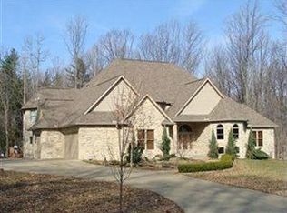 1730 Pearce Cir, Salem, OH