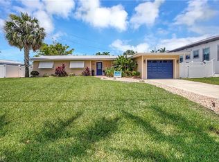 1105 Lenox Ct, Cape Coral, FL 33904