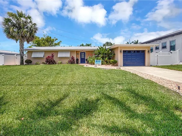 1105 Lenox CT, CAPE CORAL, FL 33904