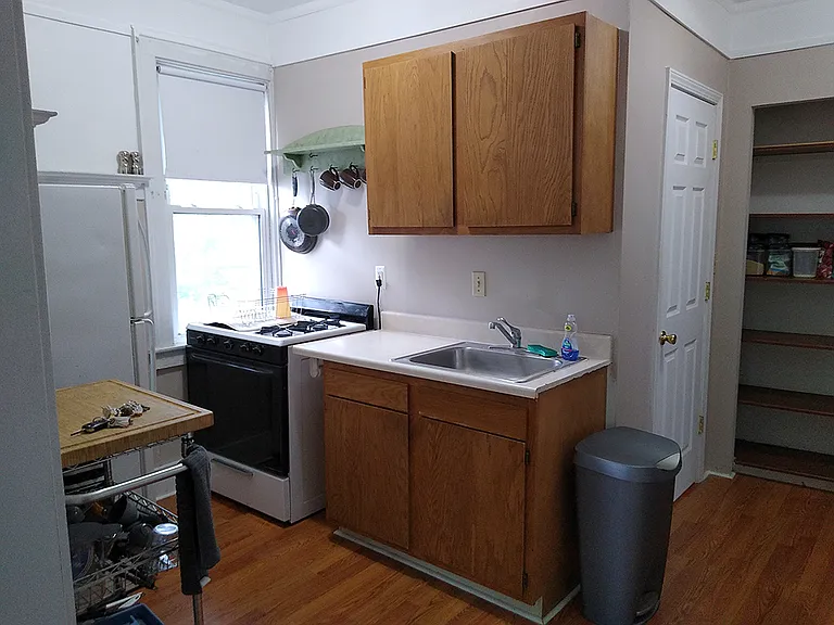 185 W Cambourne St #1 — Photo 6