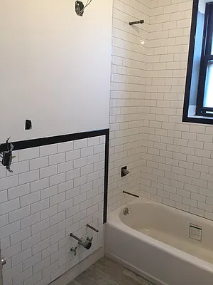 Rented by Metroline Realty | media 11