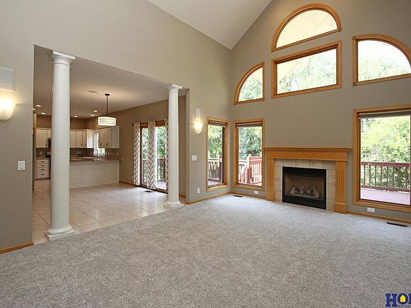 3rd image of 6001 S 88th St