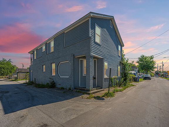 2nd image of 2001 Hugo Ave #A & B