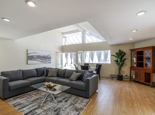 6379 Bruce St, West Vancouver, BC V7W 2G5