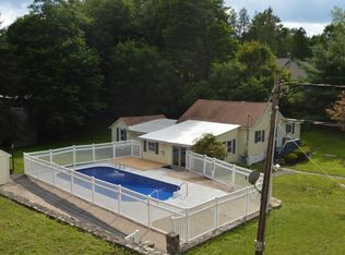 592 Long Pond Rd, Mahopac, NY 10541