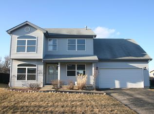 123 Bushthorn Dr, Elwood, IL 60421