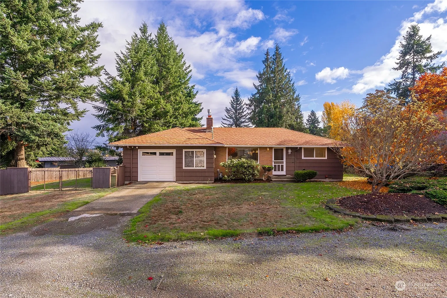 15616 18th Avenue SW photo 1