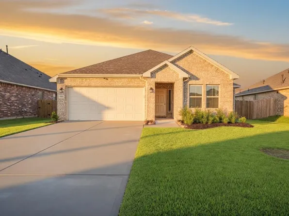 4302 Fenwick Rd, Texas City, TX 77591