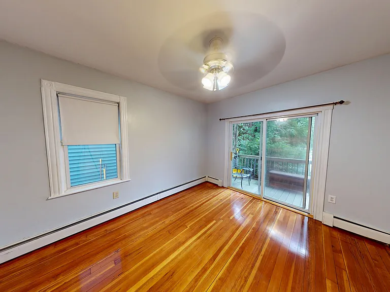 46 Middle St #3 — Photo 15