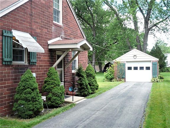 3rd image of 88 Gertrude Ave