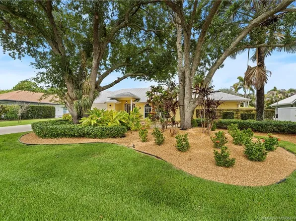 972 SW Hunt Club Cir, Palm City, FL 34990