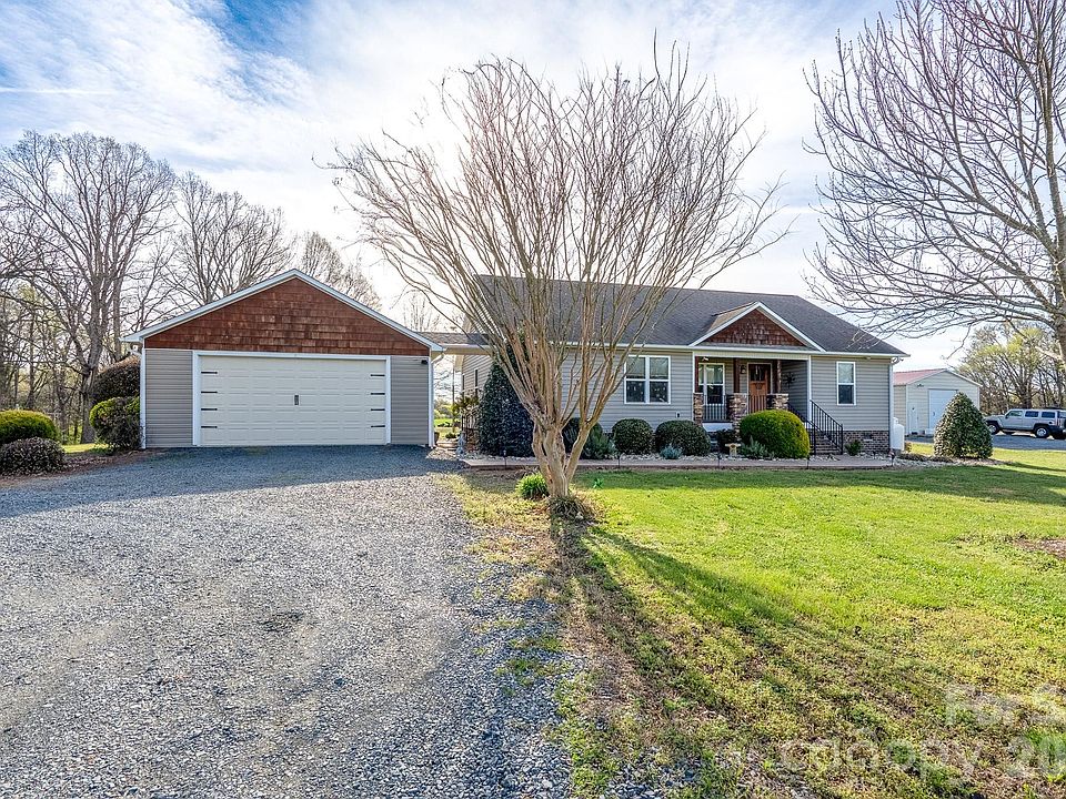 1st image of 24376 Endy Rd