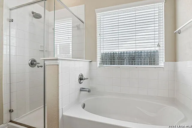 9922 Belmore Cv — Photo 19