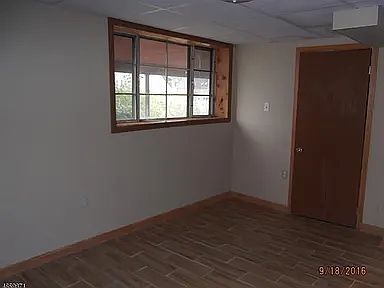 3rd image of 52 Ann St