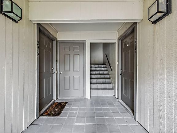 4th image of 12633 Memorial Dr APT 216