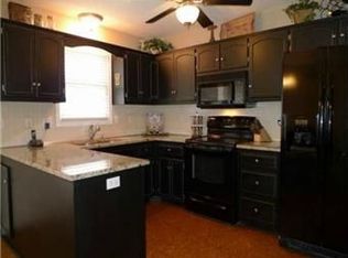 7120 N Mercier Ct, Kansas City, MO 64118