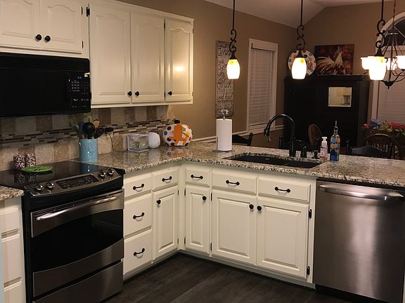 2nd image of 508 Live Oak Dr