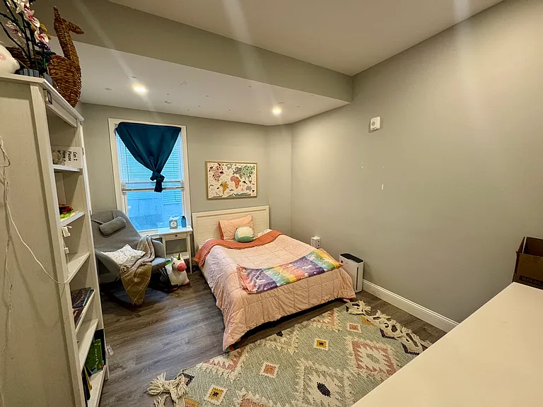 120 Pitman St #1 — Photo 10