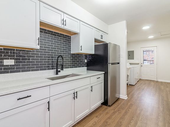 4th image of 1S271 Dillon Ln