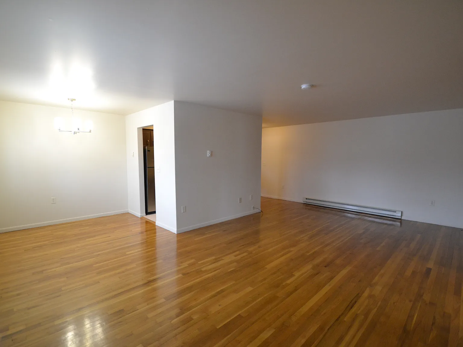 1 bed, 900 sqft, $1,950 — Photo 4