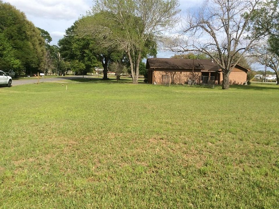 This house is son the left side